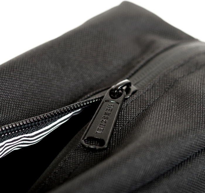 Kosmetyczka Herschel Chapter 5l Black, zdjęcie 8